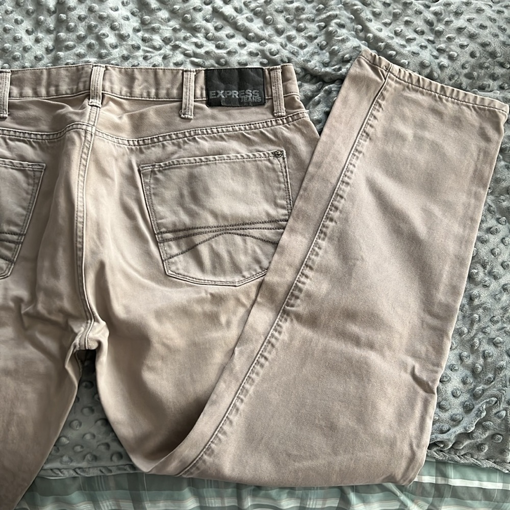 Express Jeans - Picture 3 of 5